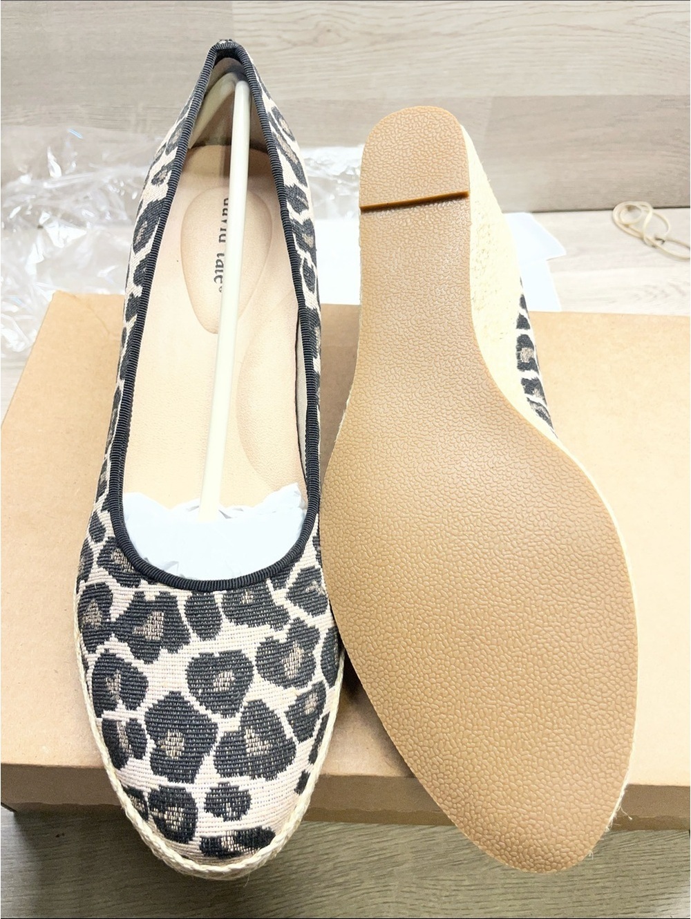 David Tate Leopard Print Espadrille Flats in Black and Cream #100
